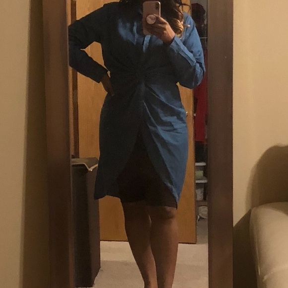 Dress - Picture 2 of 2